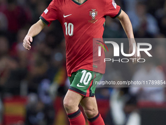 Bernardo Silva of Portugal is in action during the UEFA Nations League 2024/25 League A Group A1 match between Portugal and Poland at Estadi...