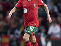 Bernardo Silva of Portugal is in action during the UEFA Nations League 2024/25 League A Group A1 match between Portugal and Poland at Estadi...