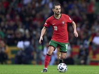 Bernardo Silva of Portugal is in action during the UEFA Nations League 2024/25 League A Group A1 match between Portugal and Poland at Estadi...