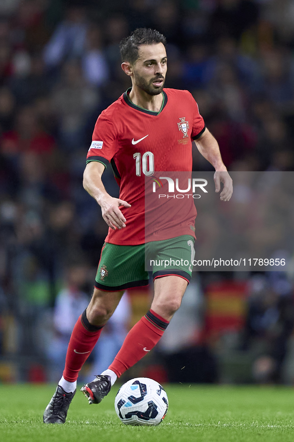 Bernardo Silva of Portugal is in action during the UEFA Nations League 2024/25 League A Group A1 match between Portugal and Poland at Estadi...