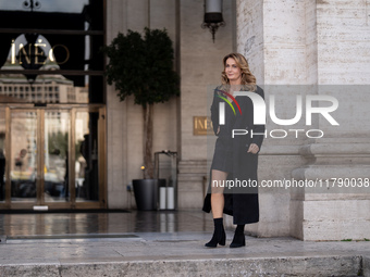 Lucia Mascino attends the ''Una Terapia Di Gruppo'' photocall at The Space Cinema Moderno in Rome, Italy, on November 18, 2024. (