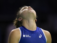 MALAGA, SPAIN - NOVEMBER 18: Jasmine Paolini of Team Italy in her singles match against Iga Swiatek of Team Poland in the Semi-Final tie bet...