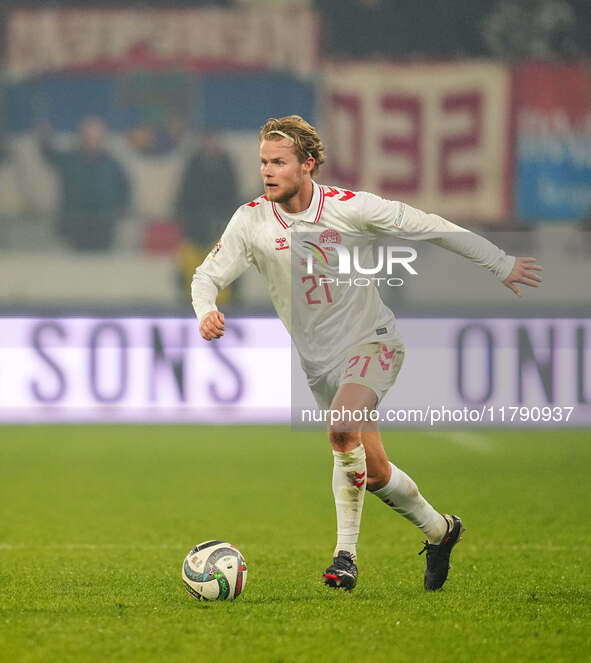 Morten Hjulmand of Denmark  controls the ball during the Nations League Round 6 match between Serbia qnd Denmark at Dubocica Stadium, Leskov...