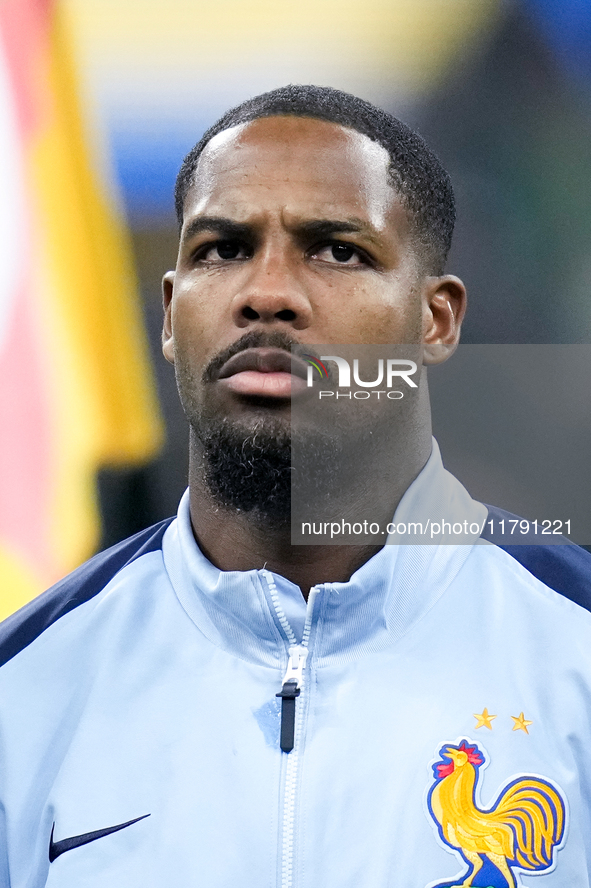 Mike Maignan of France looks on during the UEFA Nations League 2024/25 League A Group 2 match between Italy and France at Stadio Giuseppe Me...