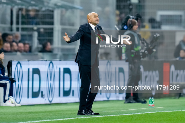 Luciano Spalletti head coach of Italy reacts during the UEFA Nations League 2024/25 League A Group 2 match between Italy and France at Stadi...