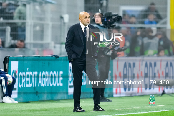 Luciano Spalletti head coach of Italy looks on during the UEFA Nations League 2024/25 League A Group 2 match between Italy and France at Sta...