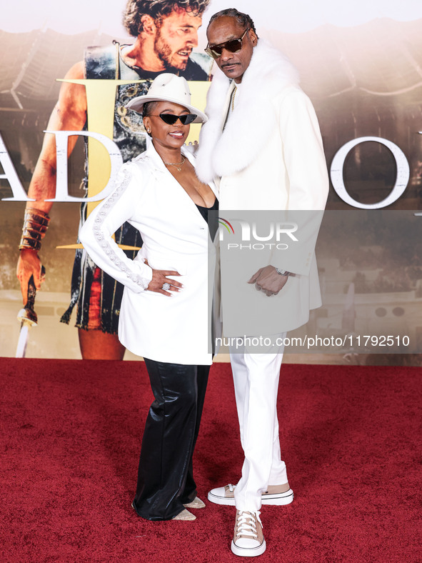 Shante Broadus and husband Snoop Dogg (Calvin Broadus Jr.) arrive at the Los Angeles Premiere Of Paramount Pictures' 'Gladiator II' held at...