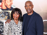 Pauletta Washington and husband Denzel Washington arrive at the Los Angeles Premiere Of Paramount Pictures' 'Gladiator II' held at the TCL C...