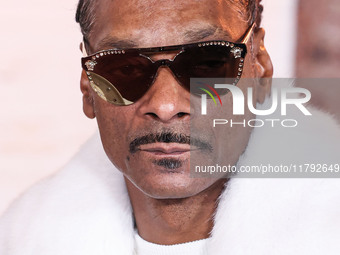 Snoop Dogg (Calvin Broadus Jr.) arrives at the Los Angeles Premiere Of Paramount Pictures' 'Gladiator II' held at the TCL Chinese Theatre IM...