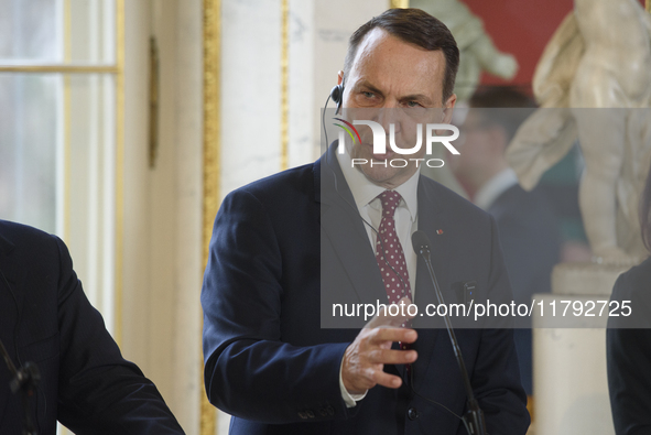 Polish Minister of Foreign Affairs Radoslaw Sikorski gestures as he addresses the media during the EU's Big Five press conference after talk...