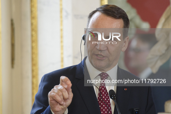 Polish Minister of Foreign Affairs Radoslaw Sikorski gestures as he addresses the media during the EU's Big Five press conference after talk...