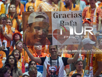 MALAGA, SPAIN - NOVEMBER 19: Dutch fan with a banner in support of Rafa Nadal Quarter-Final tie between Netherlands and Spain during the Dav...