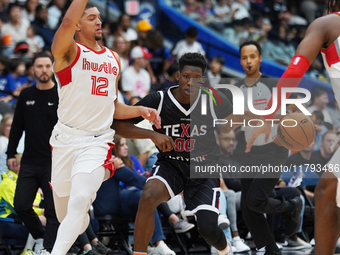 Jazian Gortman #00 of Texas Legends drives to the basket against Memphis Hustle during the NBA G League regular season match at Comerica Cen...