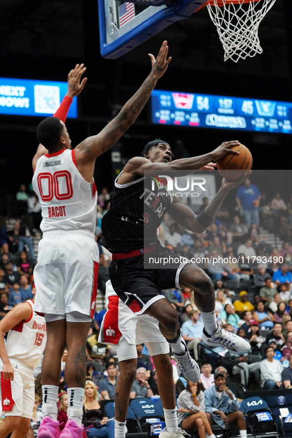 Emanuel Miller #3 of Texas Legends drives to the basket against Memphis Hustle during the NBA G League regular season match at Comerica Cent...