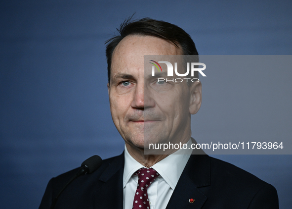 WARSAW, POLAND - NOVEMBER 19:   
Radoslaw Sikorski, Poland's Minister of Foreign Affairs, addresses a press briefing to present conclusions...