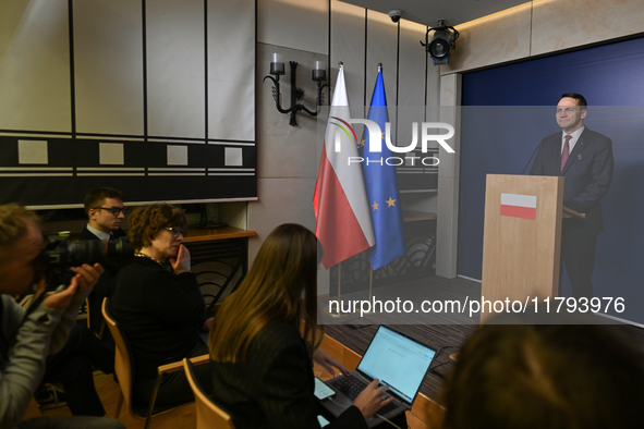 WARSAW, POLAND - NOVEMBER 19:   
Radoslaw Sikorski, Poland's Minister of Foreign Affairs, addresses a press briefing to present conclusions...