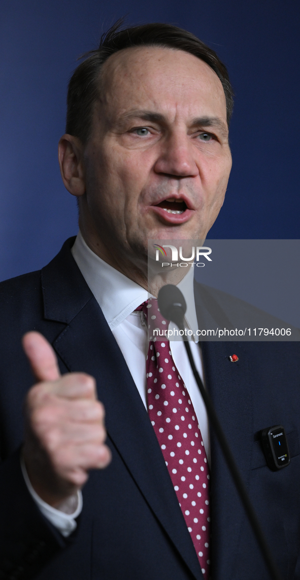 WARSAW, POLAND - NOVEMBER 19:   
Radoslaw Sikorski, Poland's Minister of Foreign Affairs, addresses a press briefing to present conclusions...