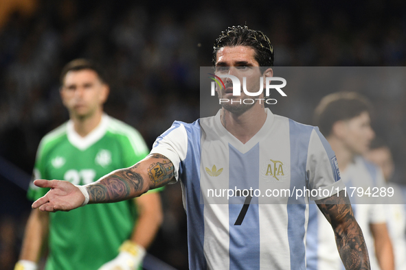 Rodrigo de Paul of Argentina plays during the match between Argentina and Peru at Alberto J. Armando - La Bombonera Stadium in Buenos Aires,...