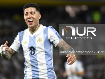 Enzo Fernandez of Argentina plays during the match between Argentina and Peru at Alberto J. Armando - La Bombonera Stadium in Buenos Aires,...