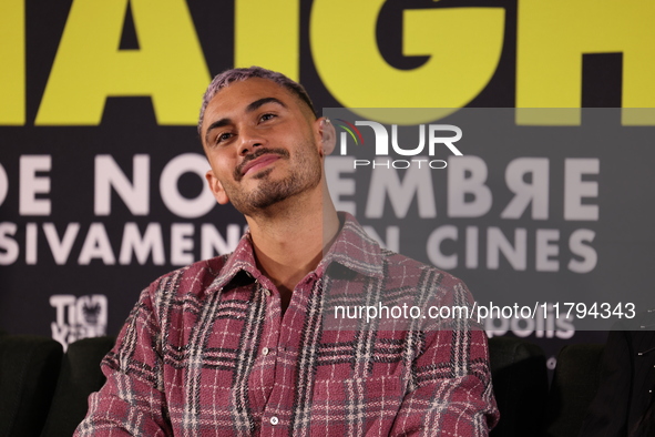 Alejandro Speitzer attends the press conference to promote the movie ''Straight'' at Cinepolis Plaza Carso in Mexico City, Mexico, on Novemb...