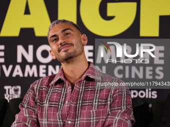 Alejandro Speitzer attends the press conference to promote the movie ''Straight'' at Cinepolis Plaza Carso in Mexico City, Mexico, on Novemb...