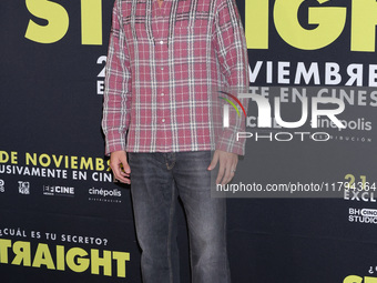 Alejandro Speitzer attends the press conference to promote the movie ''Straight'' at Cinepolis Plaza Carso in Mexico City, Mexico, on Novemb...