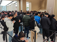 Customers who order Mate X6 foldable screen phones line up in batches at Huawei's global flagship store in Shanghai, China, on November 20,...