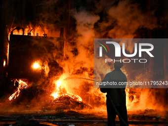 An employee works in an open-hearth furnace shop at Zaporizhstal PJSC in Zaporizhzhia, Ukraine, on November 13, 2024. NO USE RUSSIA. NO USE...