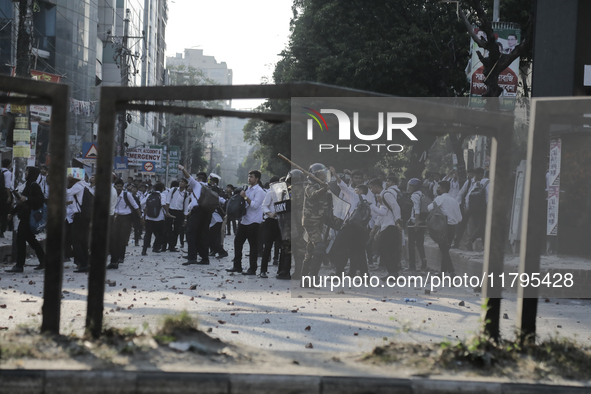 Students of Dhaka College and City College erupt in a violent clash in Dhaka, Bangladesh, on November 20, 2024. 