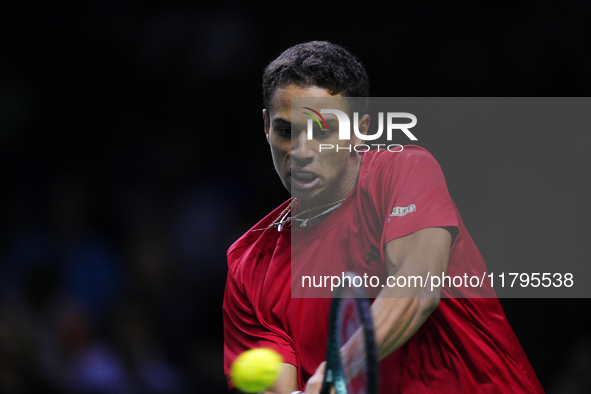 MALAGA, SPAIN - NOVEMBER 20: Gabriel Diallo of Team Canada in his singles match against Daniel Altmaier of Team Germany during the Quarter-F...