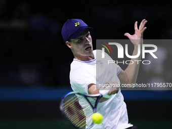 MALAGA, SPAIN - NOVEMBER 20: Daniel Altmaier of Team Germany in his singles match against Gabriel Diallo of Team Canada during the Quarter-F...