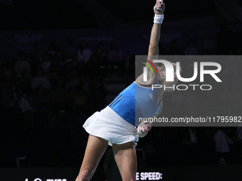 MALAGA, SPAIN - NOVEMBER 20: Lucia Bronzetti of Team Italy in her singles match against Viktoria Hruncakova of Team Slovakia in the final ti...