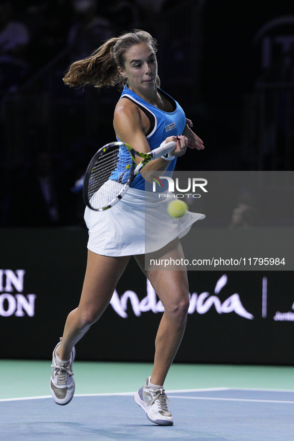 MALAGA, SPAIN - NOVEMBER 20: Lucia Bronzetti of Team Italy in her singles match against Viktoria Hruncakova of Team Slovakia in the final ti...