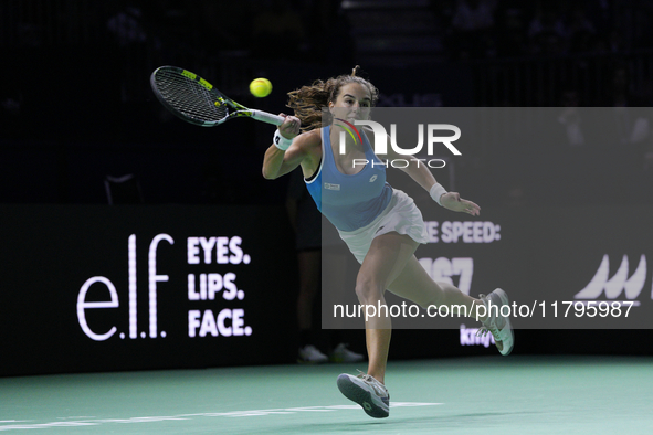 MALAGA, SPAIN - NOVEMBER 20: Lucia Bronzetti of Team Italy in her singles match against Viktoria Hruncakova of Team Slovakia in the final ti...