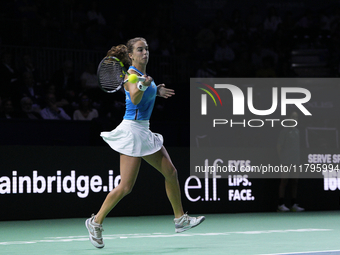 MALAGA, SPAIN - NOVEMBER 20: Lucia Bronzetti of Team Italy in her singles match against Viktoria Hruncakova of Team Slovakia in the final ti...