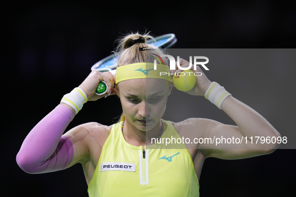 MALAGA, SPAIN - NOVEMBER 19: Rebecca Sramkova of Team Slovakia in her singles match against Jasmine Paolini of Team Italy during the final t...