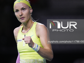 MALAGA, SPAIN - NOVEMBER 19: Rebecca Sramkova of Team Slovakia in her singles match against Jasmine Paolini of Team Italy during the final t...