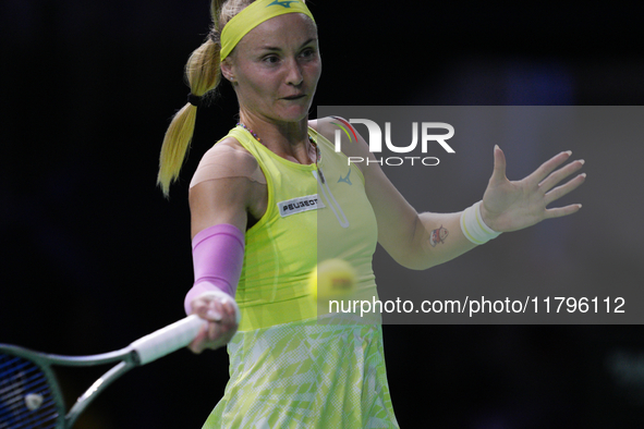 MALAGA, SPAIN - NOVEMBER 19: Rebecca Sramkova of Team Slovakia in her singles match against Jasmine Paolini of Team Italy during the final t...