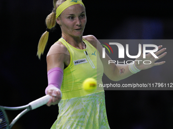 MALAGA, SPAIN - NOVEMBER 19: Rebecca Sramkova of Team Slovakia in her singles match against Jasmine Paolini of Team Italy during the final t...