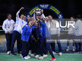 MALAGA, SPAIN - NOVEMBER 20: Jasmine Paolini and her teammates of Italy celebrate the victory after winners the Billie Jean King Cup Finals...