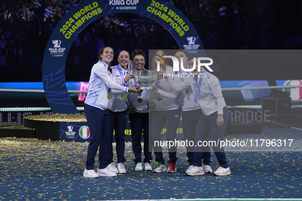 MALAGA, SPAIN - NOVEMBER 20: Jasmine Paolini and her teammates of Italy celebrate the victory after winners the Billie Jean King Cup Finals...