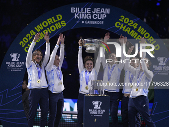 MALAGA, SPAIN - NOVEMBER 20: Jasmine Paolini and her teammates of Italy celebrate the victory after winners the Billie Jean King Cup Finals...