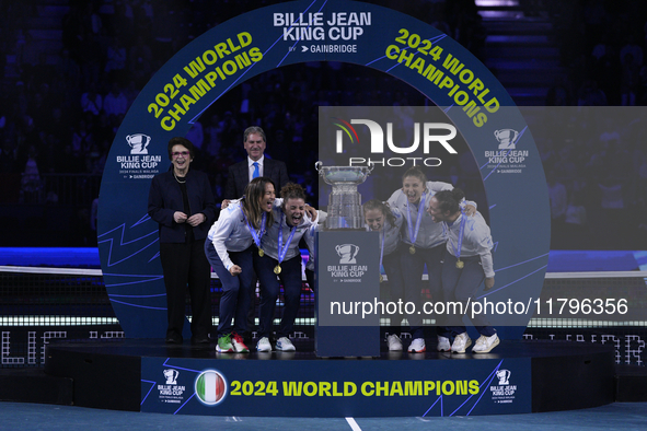 MALAGA, SPAIN - NOVEMBER 20: Jasmine Paolini and her teammates of Italy celebrate the victory after winners the Billie Jean King Cup Finals...