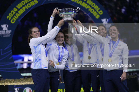 MALAGA, SPAIN - NOVEMBER 20: Jasmine Paolini and her teammates of Italy celebrate the victory after winners the Billie Jean King Cup Finals...