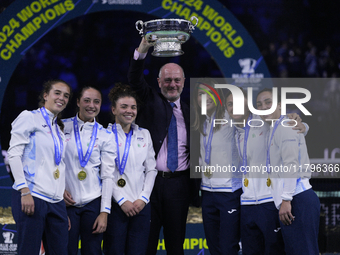 MALAGA, SPAIN - NOVEMBER 20: Jasmine Paolini and her teammates of Italy celebrate the victory after winners the Billie Jean King Cup Finals...