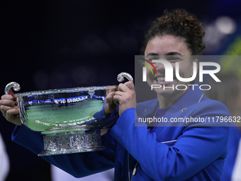 MALAGA, SPAIN - NOVEMBER 20: Jasmine Paolini of Italy celebrates the victory after winners the Billie Jean King Cup Finals at Palacio de Dep...