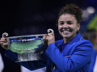 MALAGA, SPAIN - NOVEMBER 20: Jasmine Paolini of Italy celebrates the victory after winners the Billie Jean King Cup Finals at Palacio de Dep...