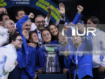 MALAGA, SPAIN - NOVEMBER 20: Jasmine Paolini of Italy and her teammates celebrates the victory after winners the Billie Jean King Cup Finals...