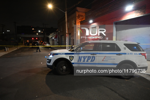 A 32-year-old man was fatally stabbed in the chest on Bay Street and Wave Street in the Tompkinsville section of Staten Island, New York, on...