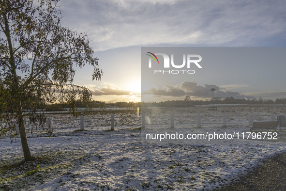 First winter weather of the season with snow hit the Netherlands. Low temperatures with wet snow conditions occurred on Wednesday, 20 Novemb...